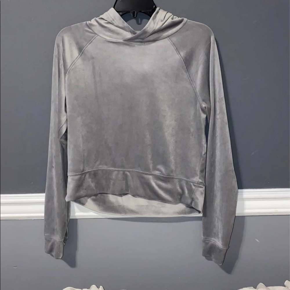 Cropped hoodie